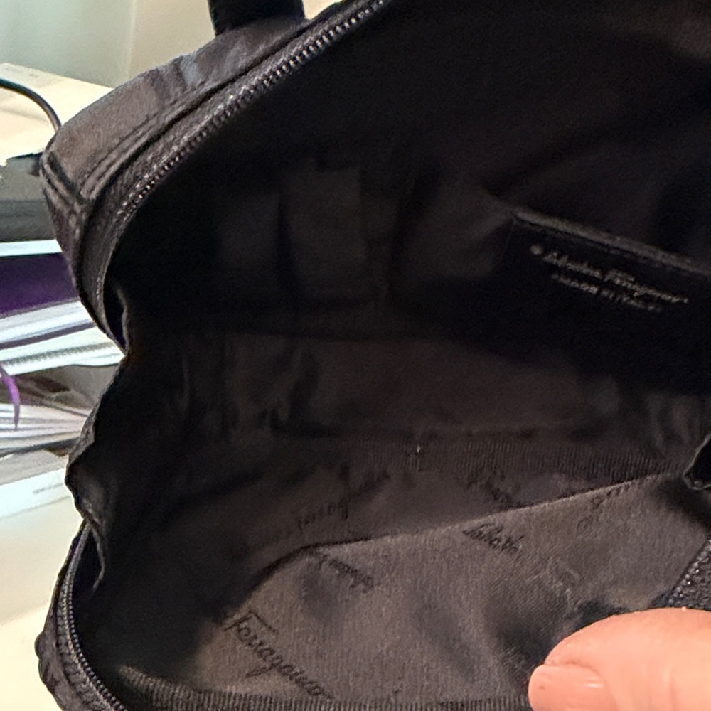 Ferragamo Patterned Handbag - Picture 6 of 7